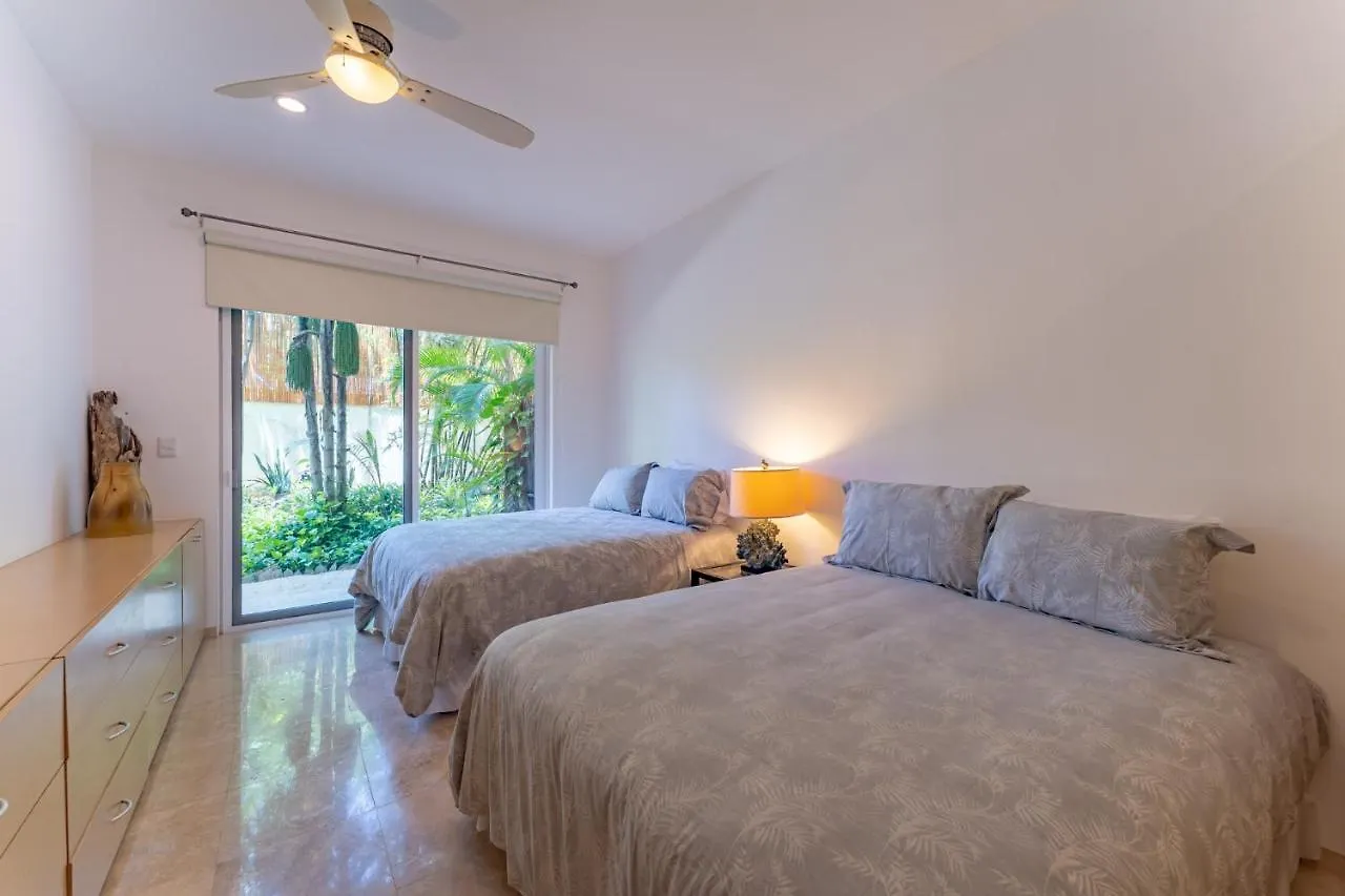 Papaya 15 Apartments Playa del Carmen Mexico
